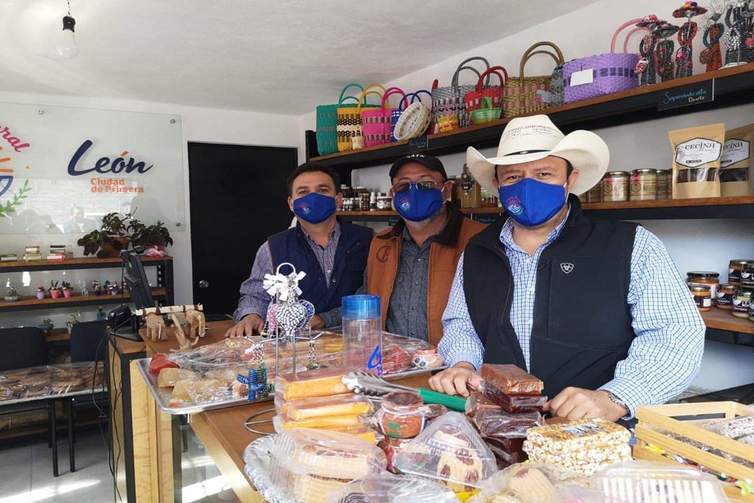 Inauguran la Tienda Rural en León. Ofrece productos hechos en el campo ...